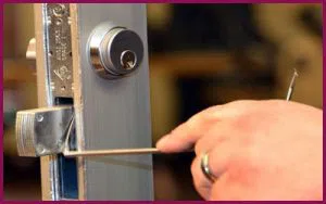 Avenel NJ Locksmith Store Avenel, NJ 732-737-8025 - 12-changing-locks