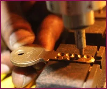 Avenel NJ Locksmith Store Avenel, NJ 732-737-8025 - 17-key-making